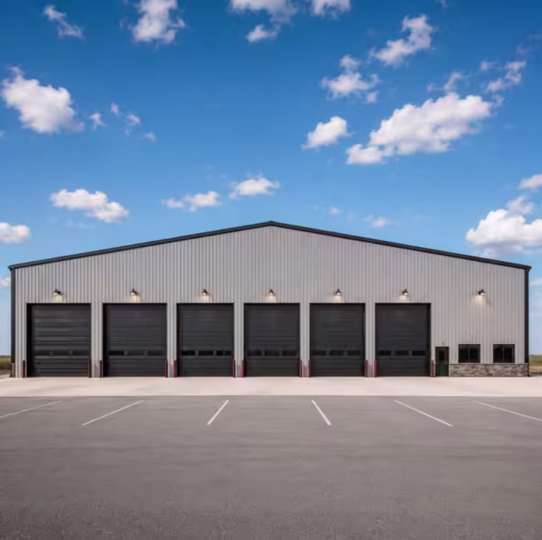 Multi-bay metal workshop